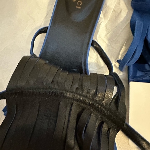 Gucci Black Fringe Gladiator Sandals - Picture 5 of 5